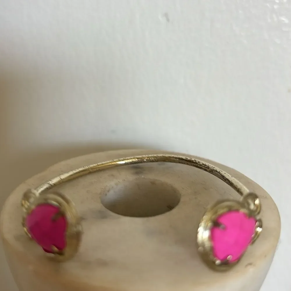 Kendra Scott Andy Barbiecore Magenta Pink and Gold Pinch Bracelet
